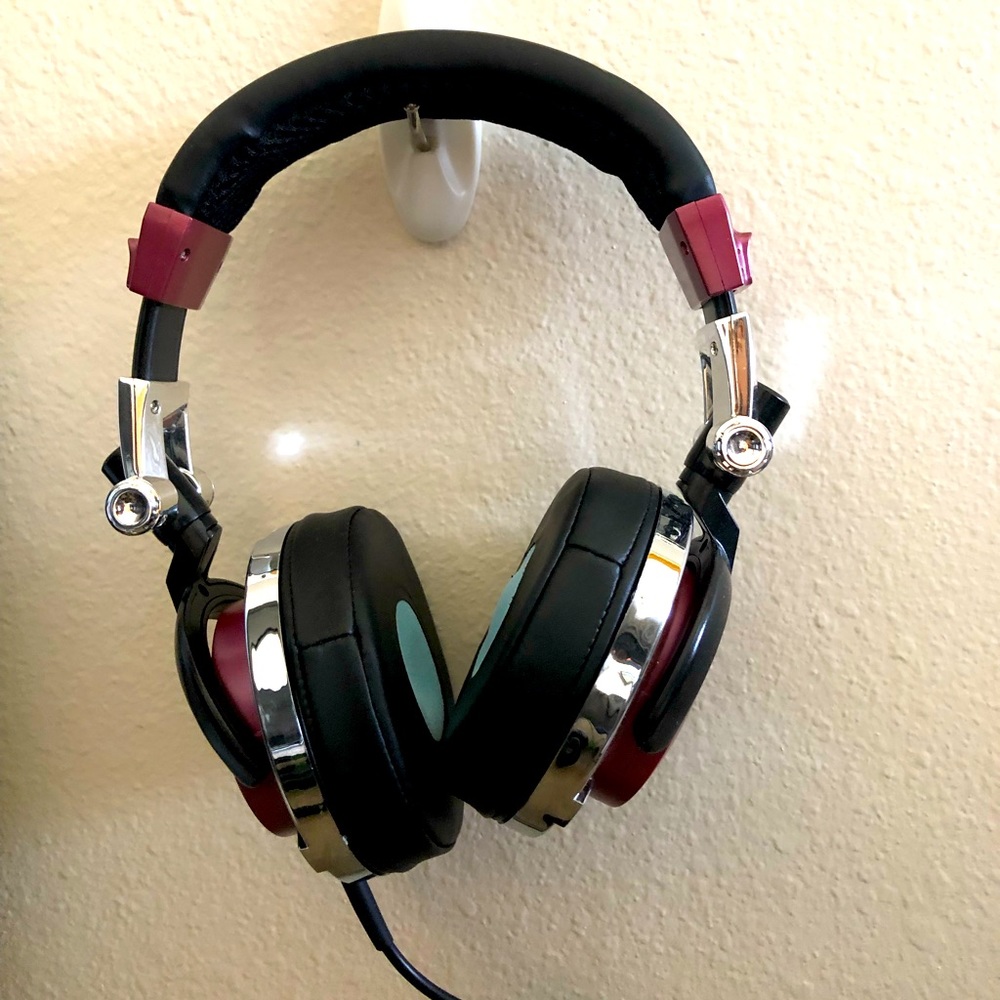 Ear Pollution over the ear headphones with aux jack